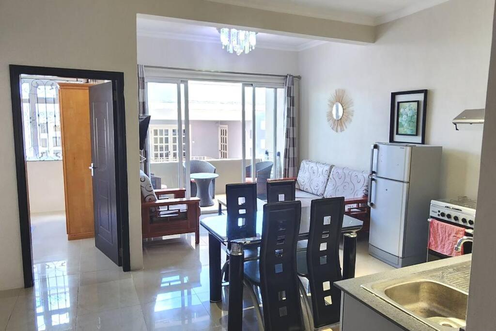 Number 8, 2Nd Floor, Pebble Bay Apartments Grand-Baie Dış mekan fotoğraf